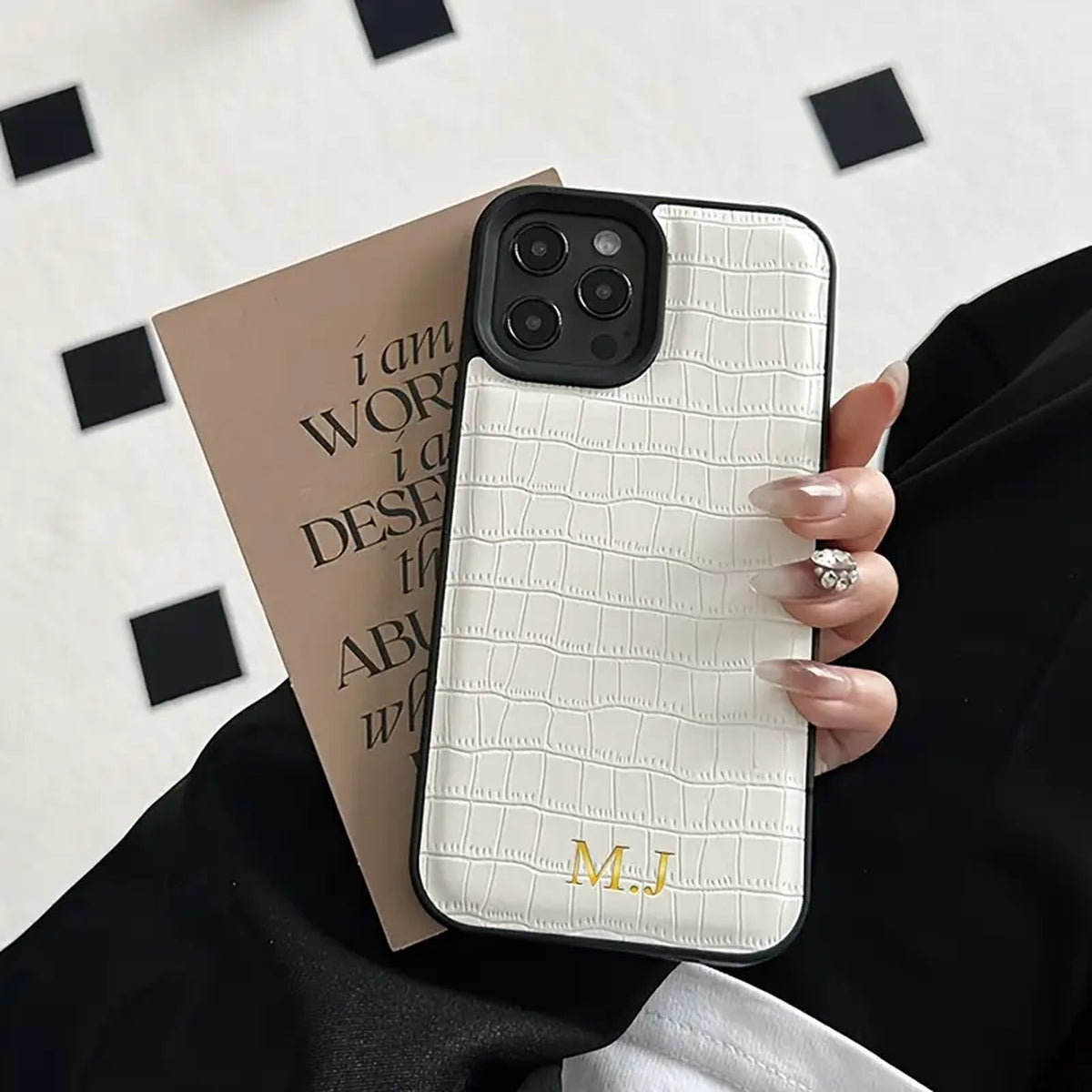 Capa iPhone Pele Croco com Iniciais Douradas