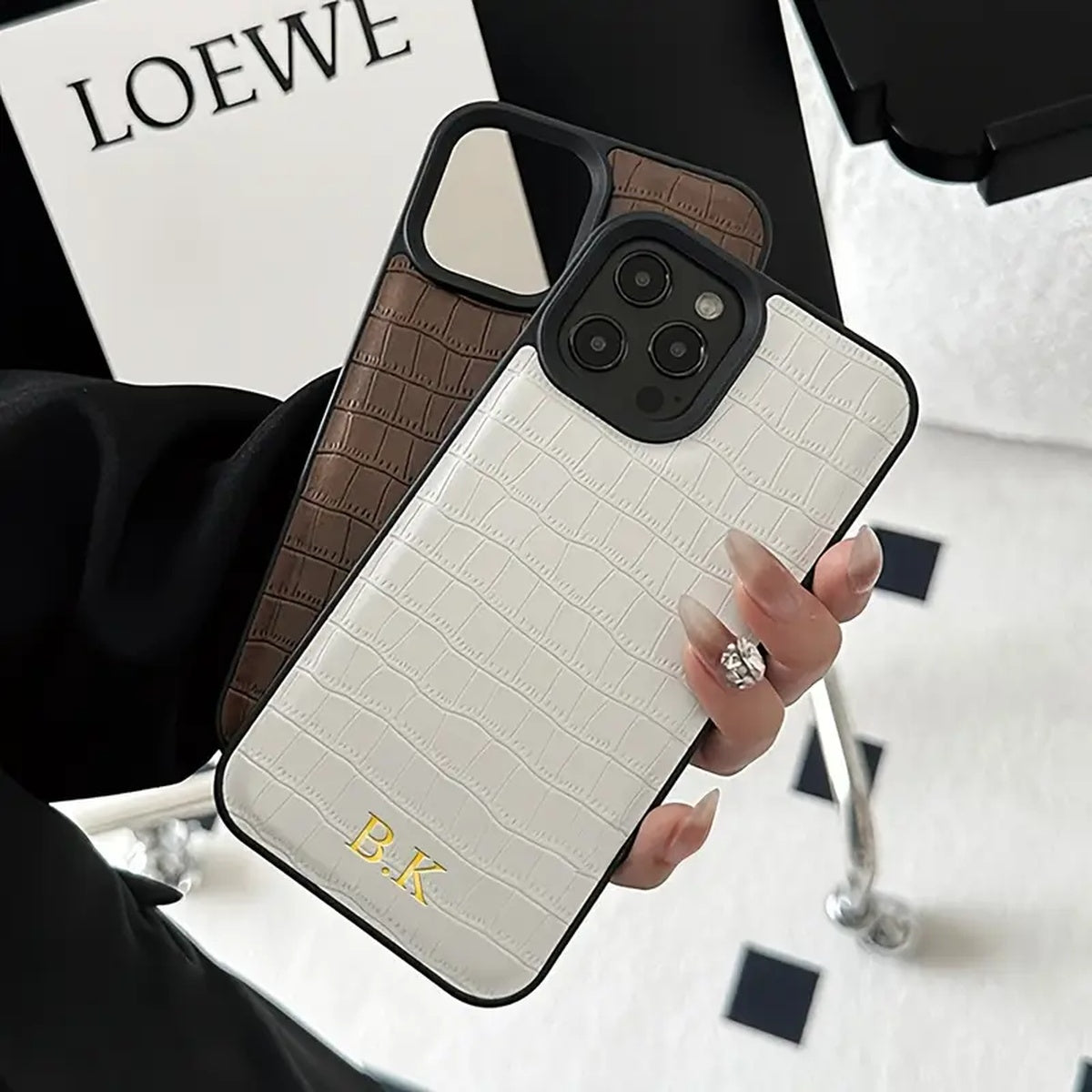 Capa iPhone Pele Croco com Iniciais Douradas