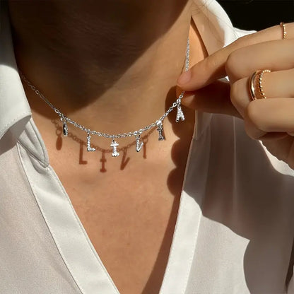 Colar com Nome e Brilhantes