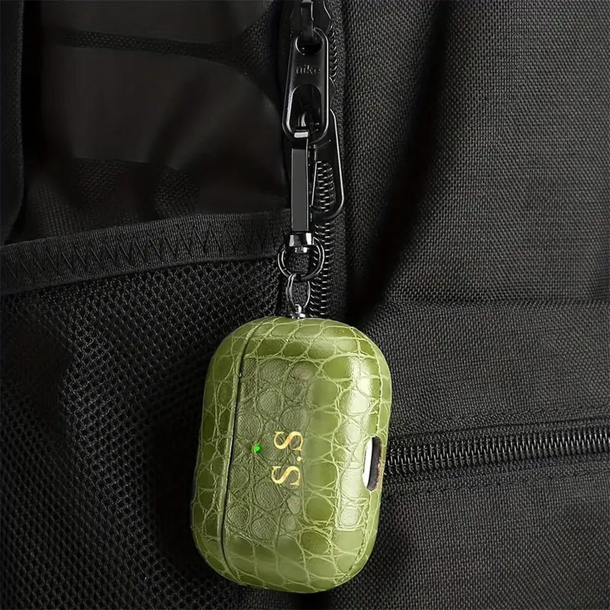 Capa AirPods com Iniciais