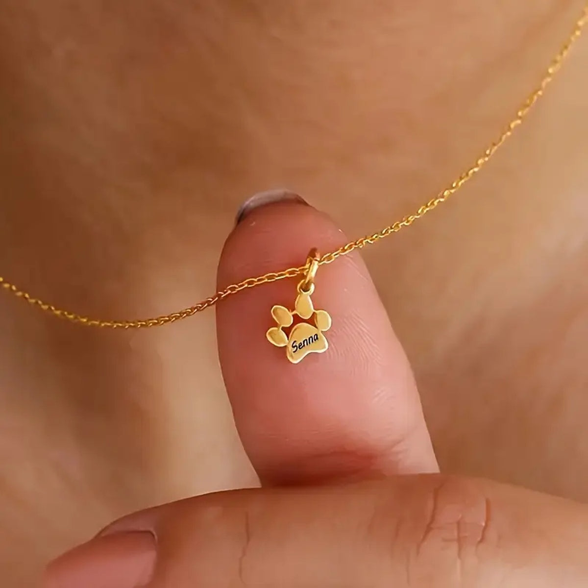 Colar Pata de Cão com Nome