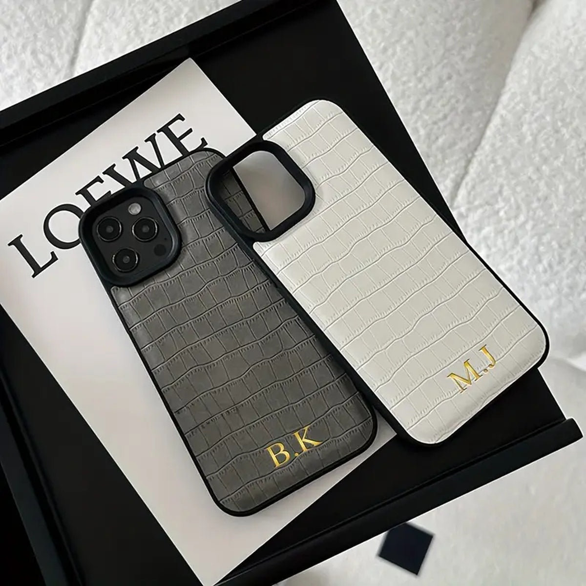 Capa iPhone Pele Croco com Iniciais Douradas