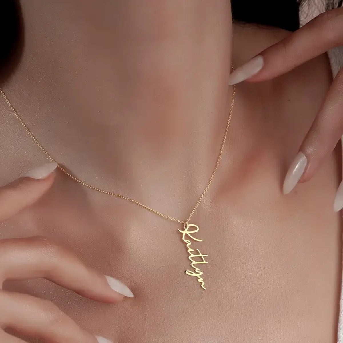 Colar Pendente Manuscrito com Nome