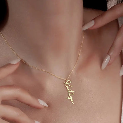 Colar Pendente Manuscrito com Nome