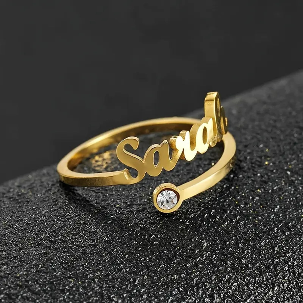 Anel com Nome e Brilhante do Mês