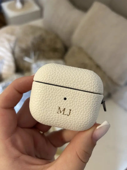Capa AirPods com Iniciais