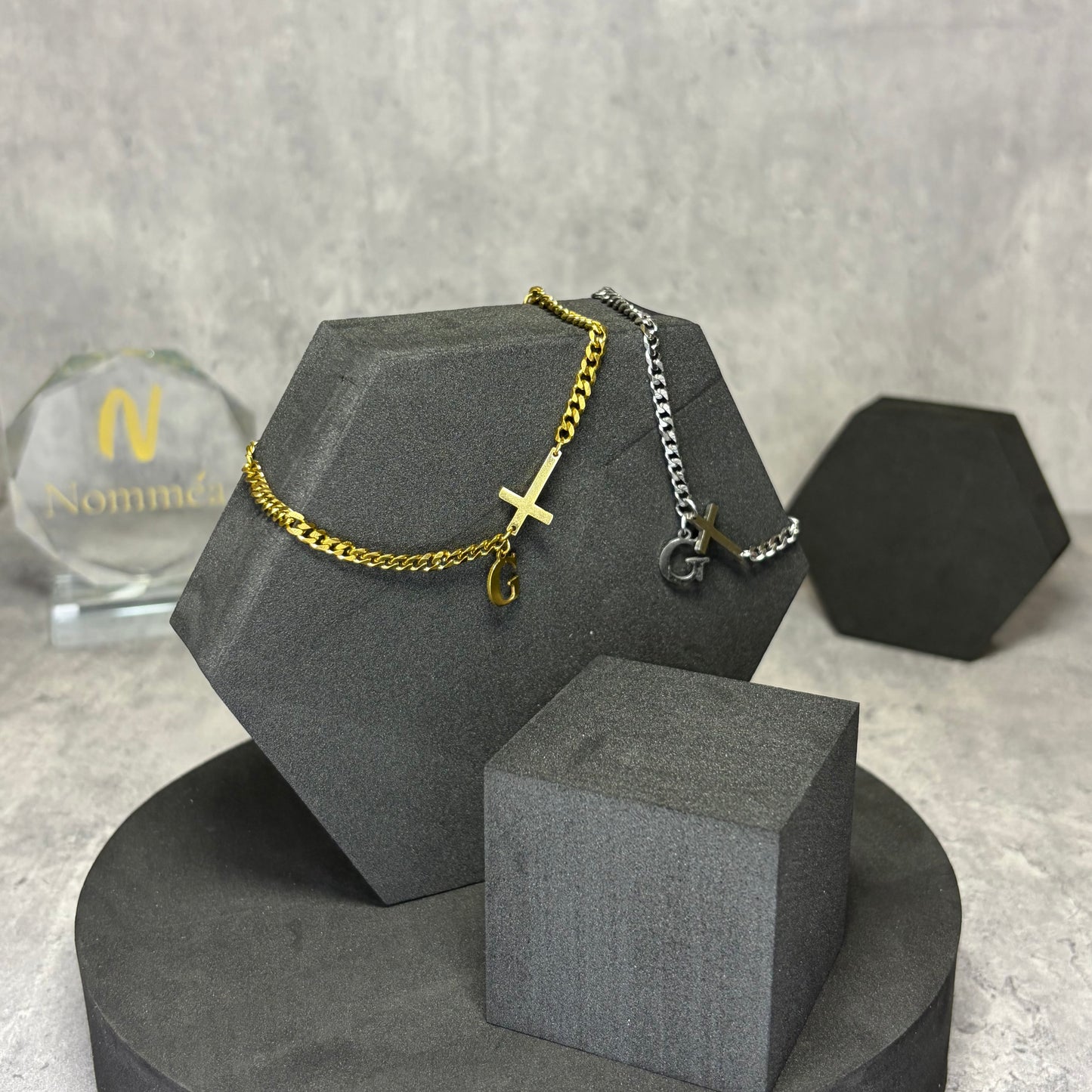 Pulseira Prata Cruz com Inicial