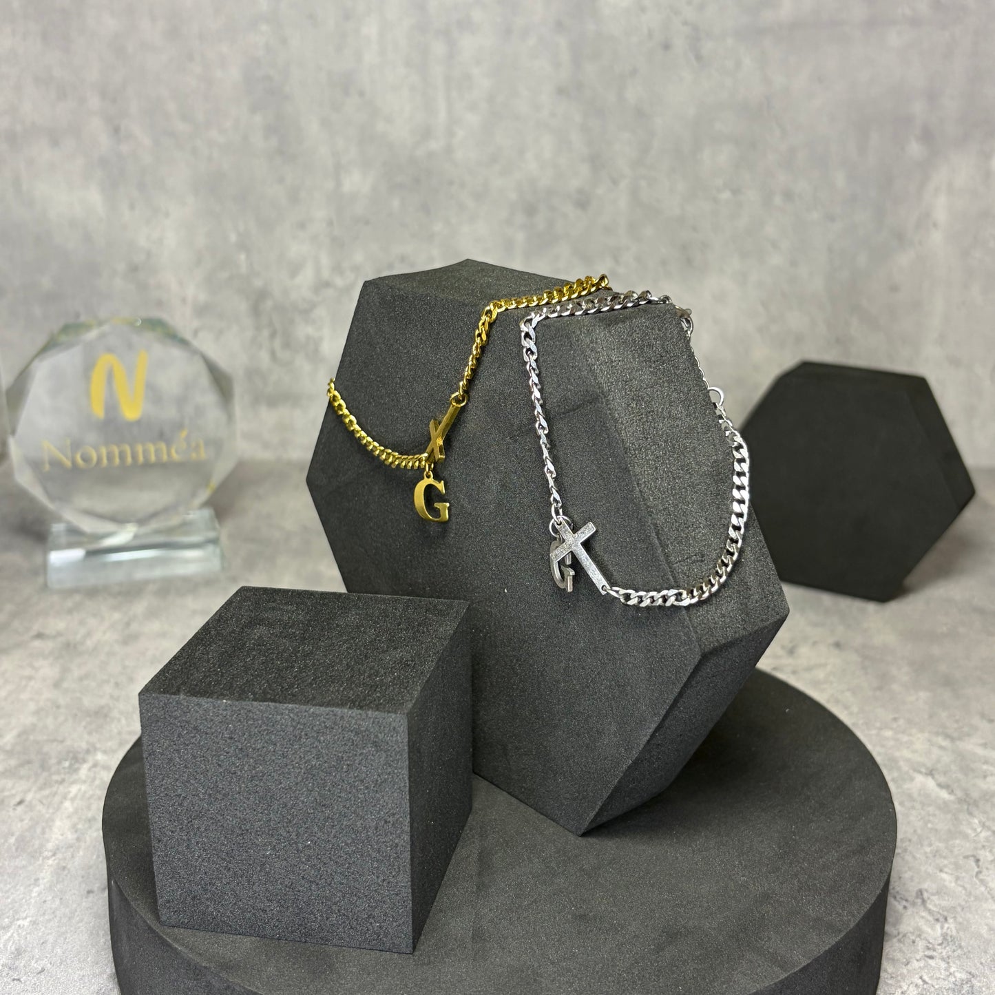 Pulseira Prata Cruz com Inicial