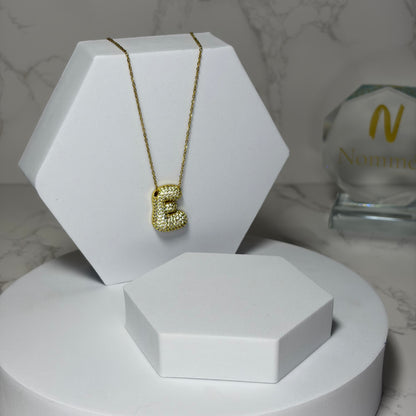 Colar com Inicial Brilhantes