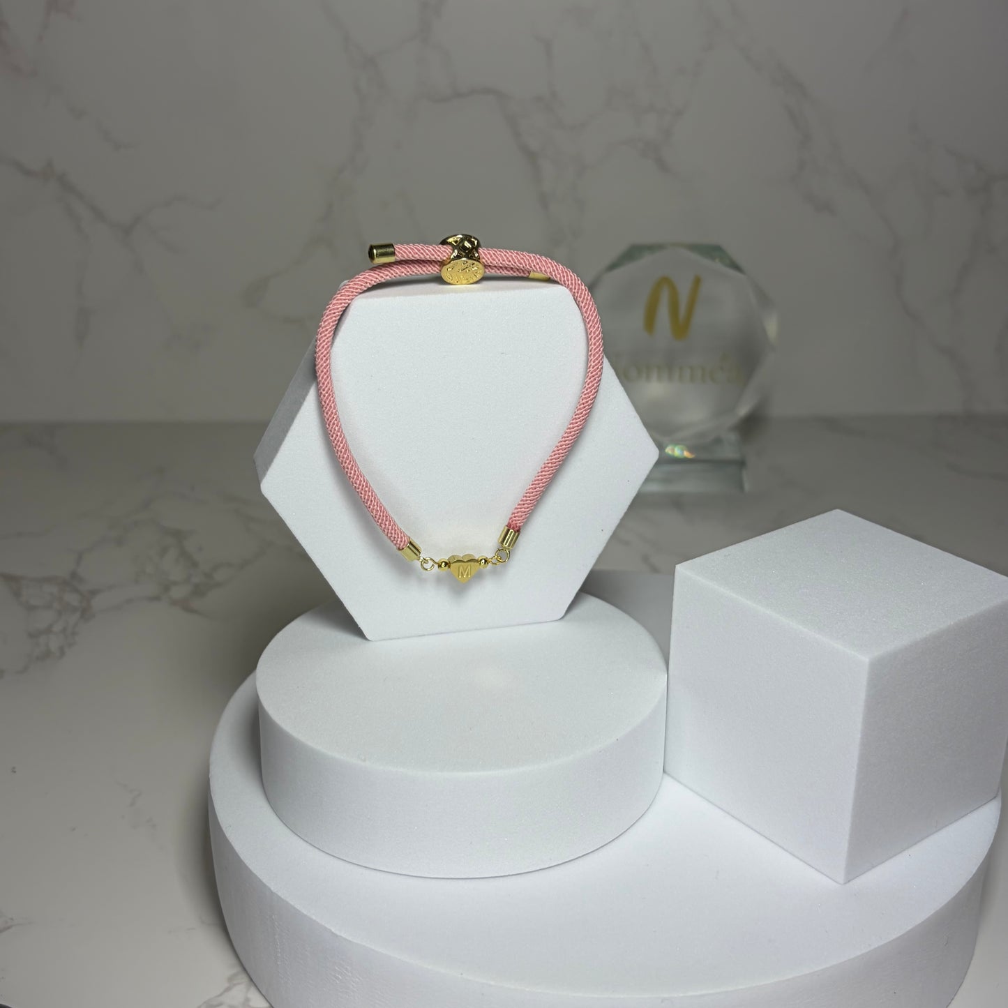 Pulseira Tecido com Inicial e Coração