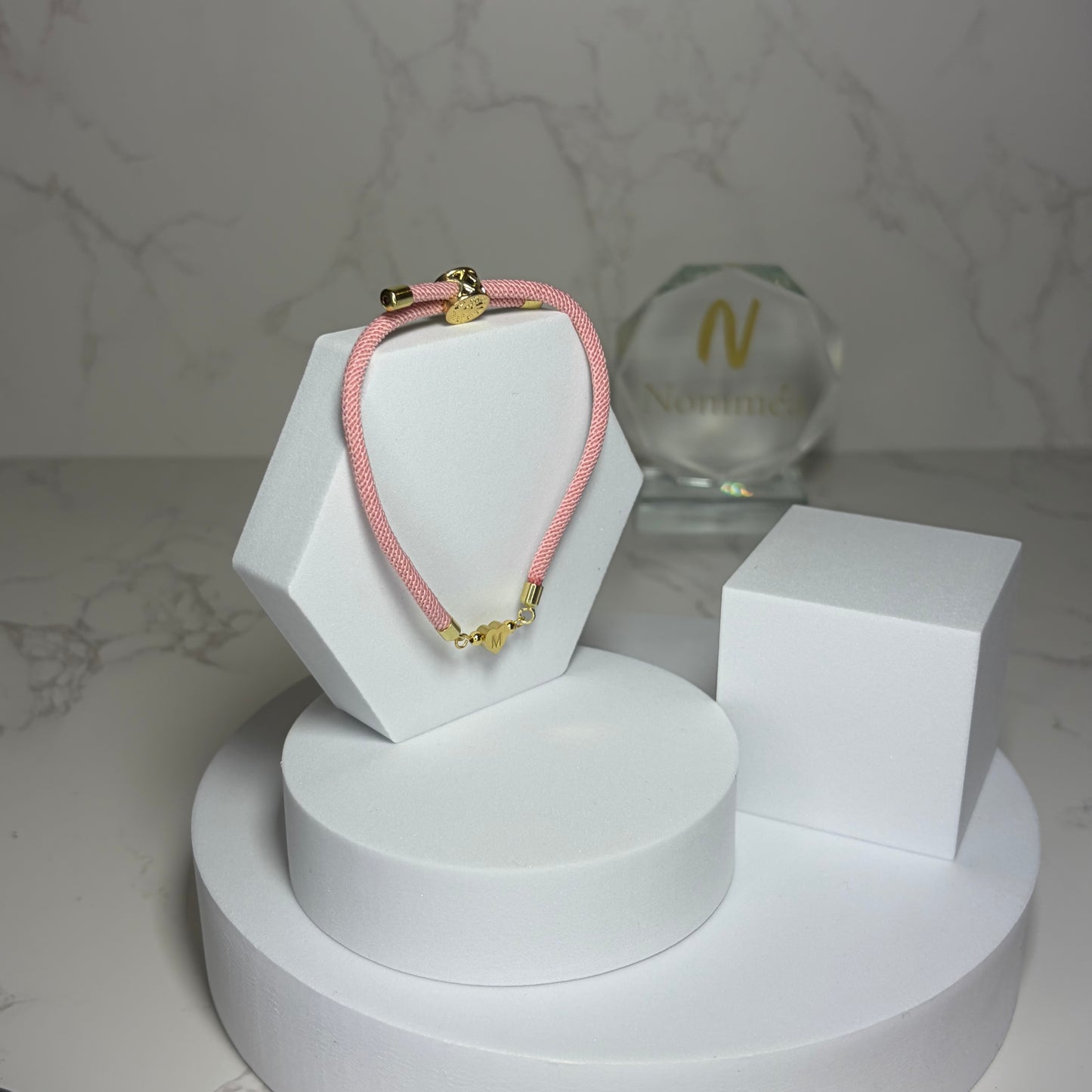 Pulseira Tecido com Inicial e Coração