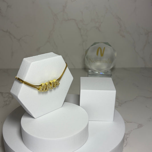 Pulseira com Nome e Brilhantes