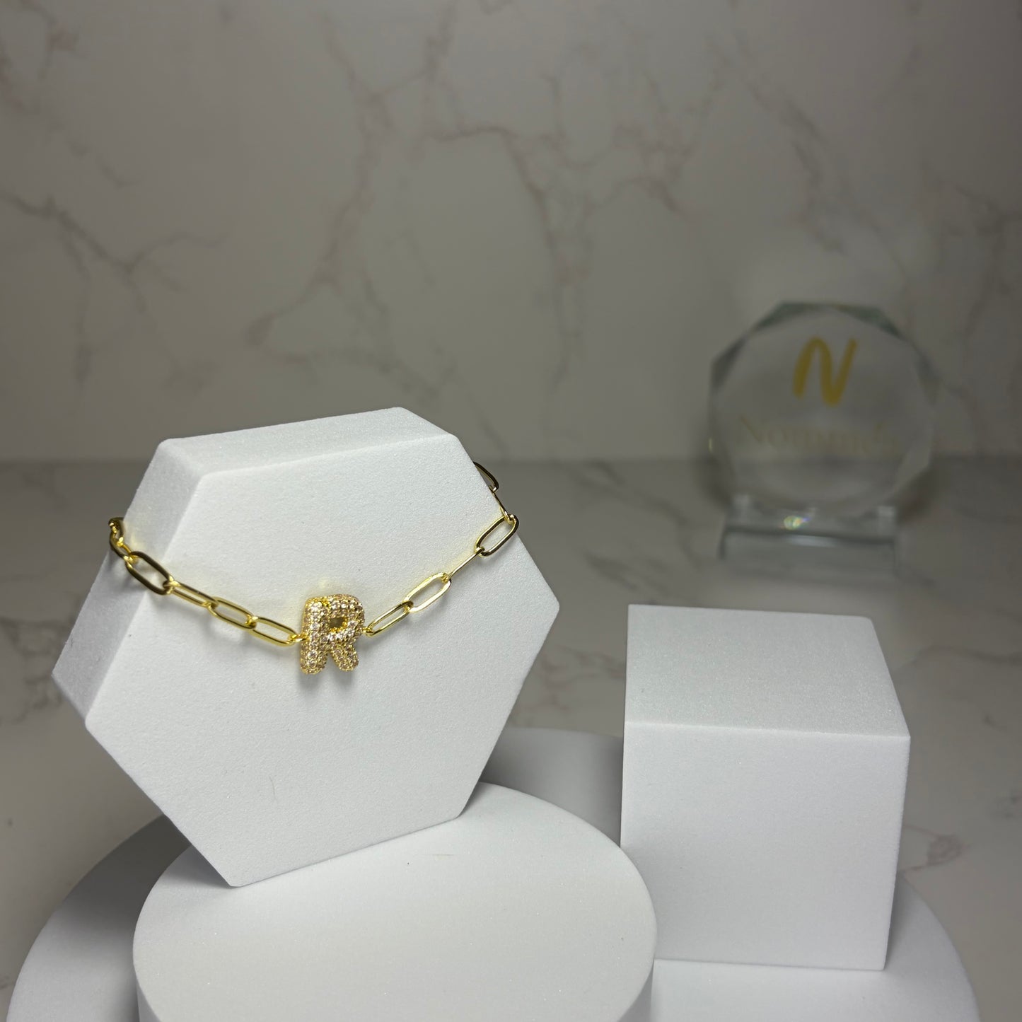 Pulseira Corrente com Inicial e Brilhantes