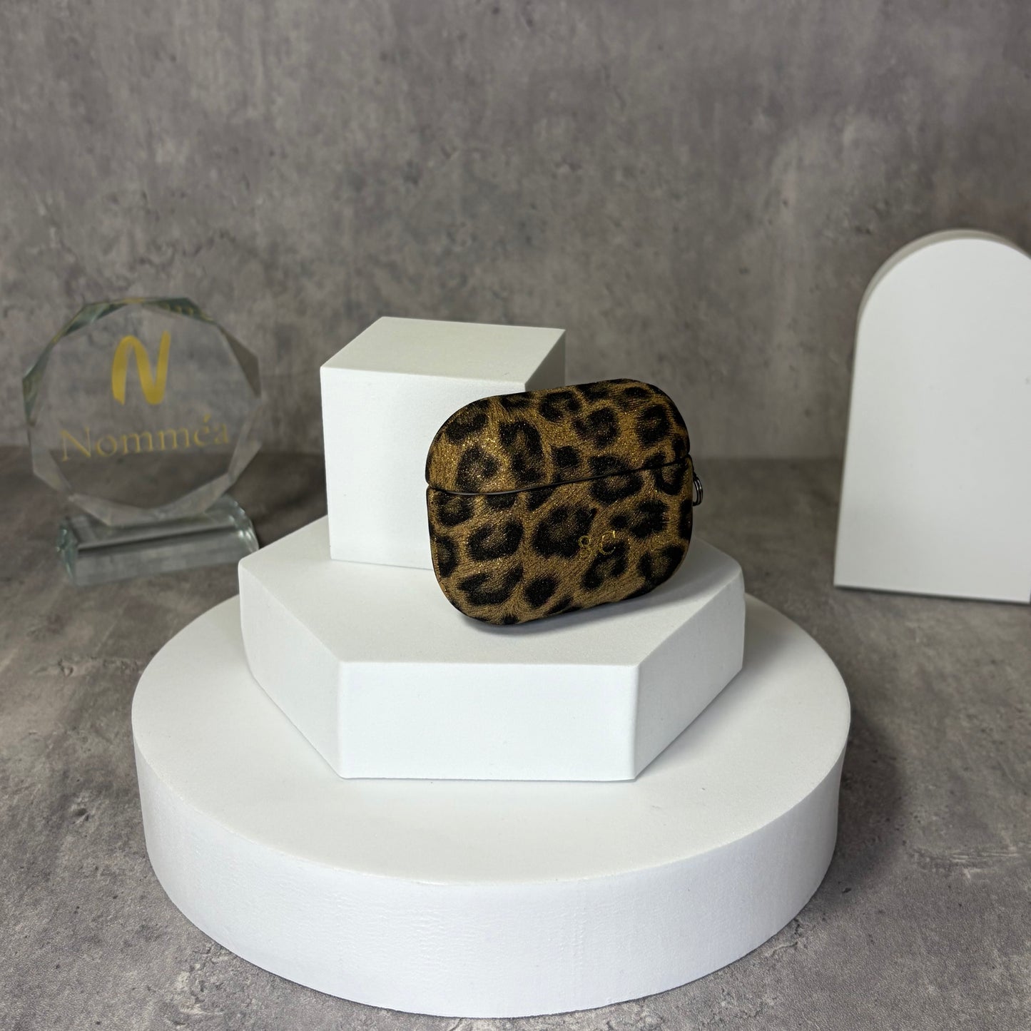 Capa AirPods Tigrada em Pelo