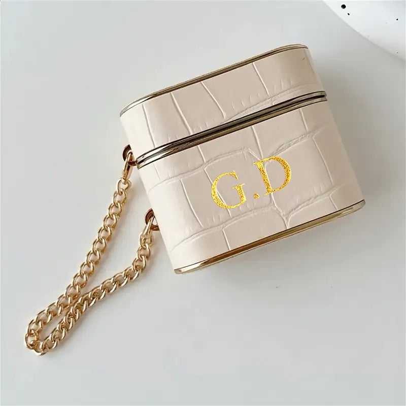 Capa AirPods Croc com detalhe dourado